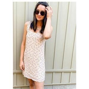 NEW American Eagle Cream Beige & Purple Floral Cut Out Mini Dress Size Medium